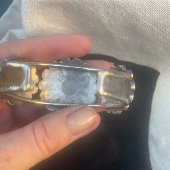 RELISTED! Vintage Native American MOP Cluster Bracelet and Ring Set🦋 - Picture 8 of 11